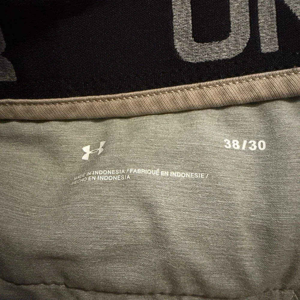 Under Armour Men's Showdown Chino Pants Tan Size 38/30 Golf Stretch